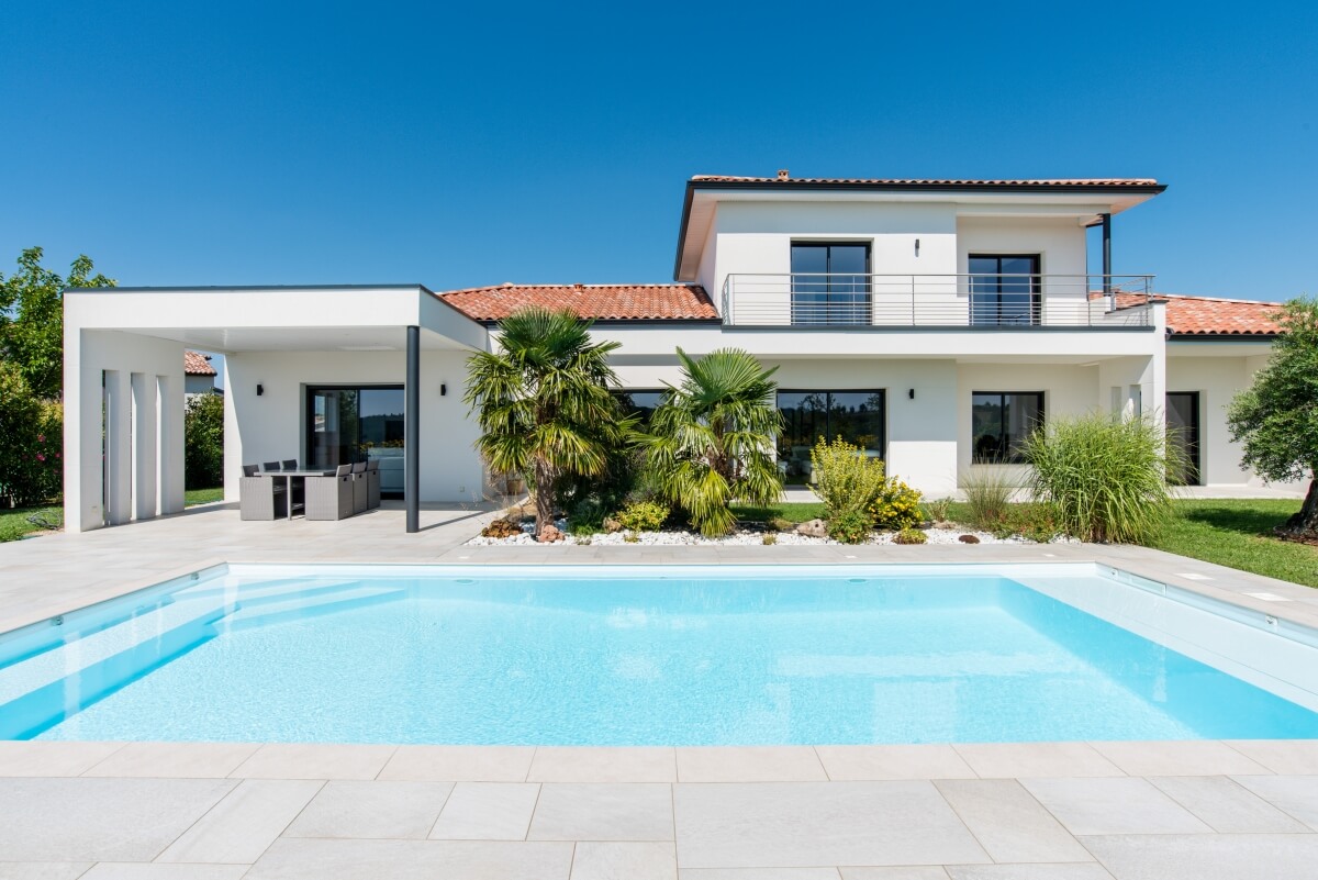 Maison contemporaine - piscine extérieur