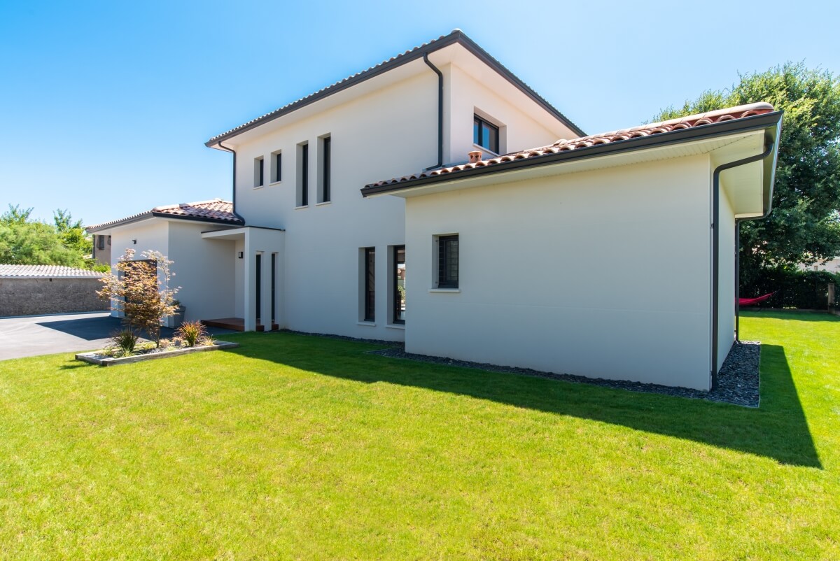 Maison contemporaine toulouse - façade entrée