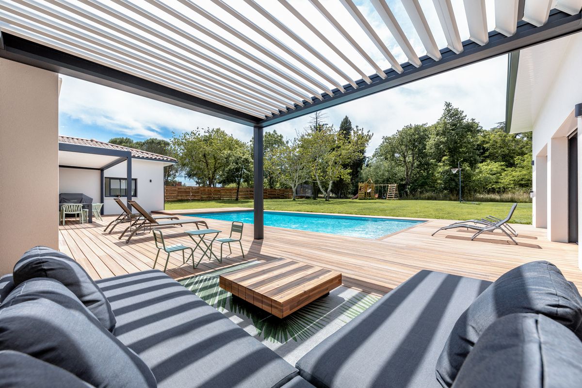 Maison individuelle toulouse - contemporaine - pergola - salon jardin