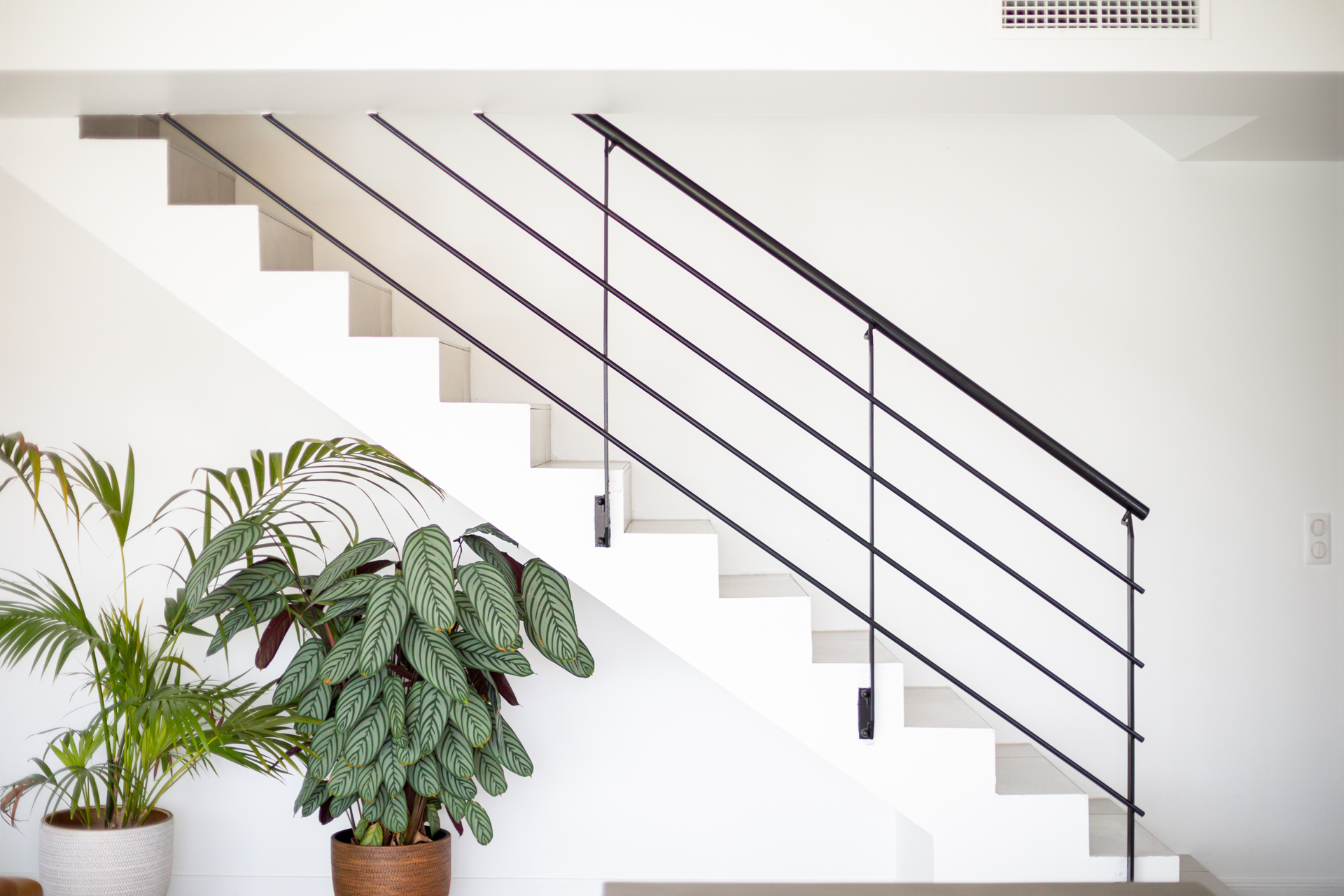 Maison individuelle toulouse - contemporaine - escalier droit